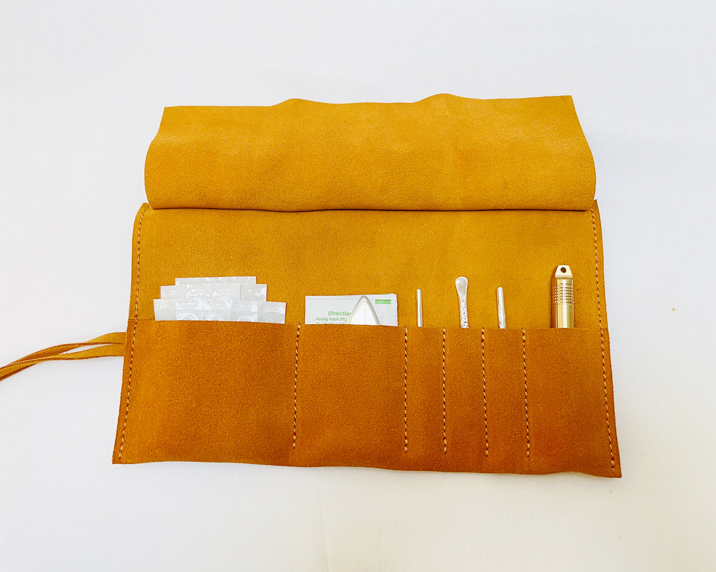 YUANWELLNESS: Handcrafted Leather Acupuncture Needle Carrying Case, Portable and Convenient - YUAN WELLNESS