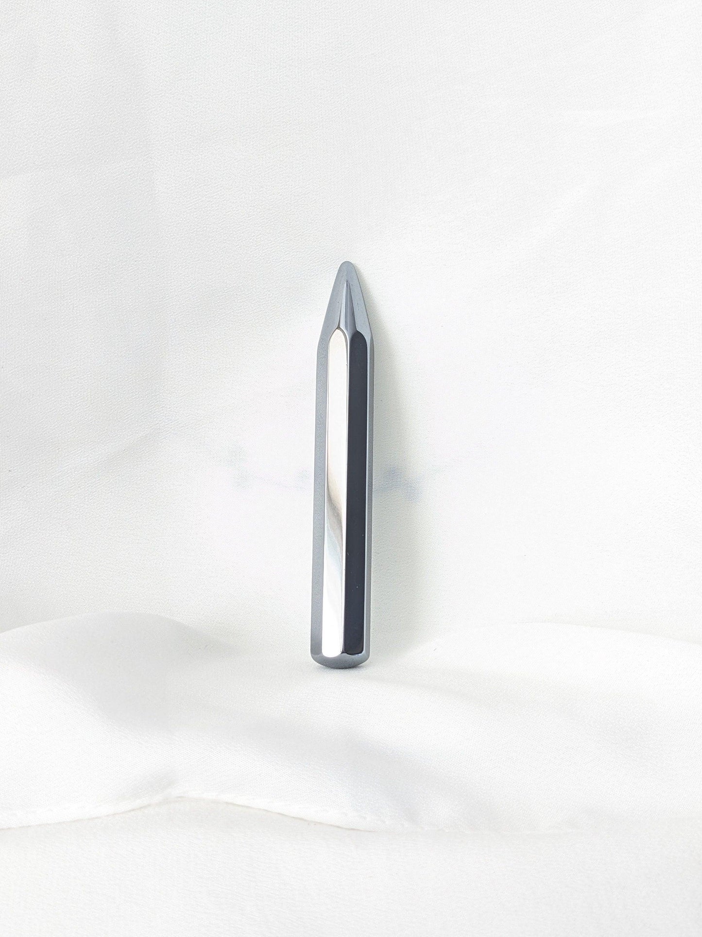 YUANWELLNESS: Faceted Terahertz tool for acupressure, massage, acupuncture, Teishin, Dashin - YUAN WELLNESS