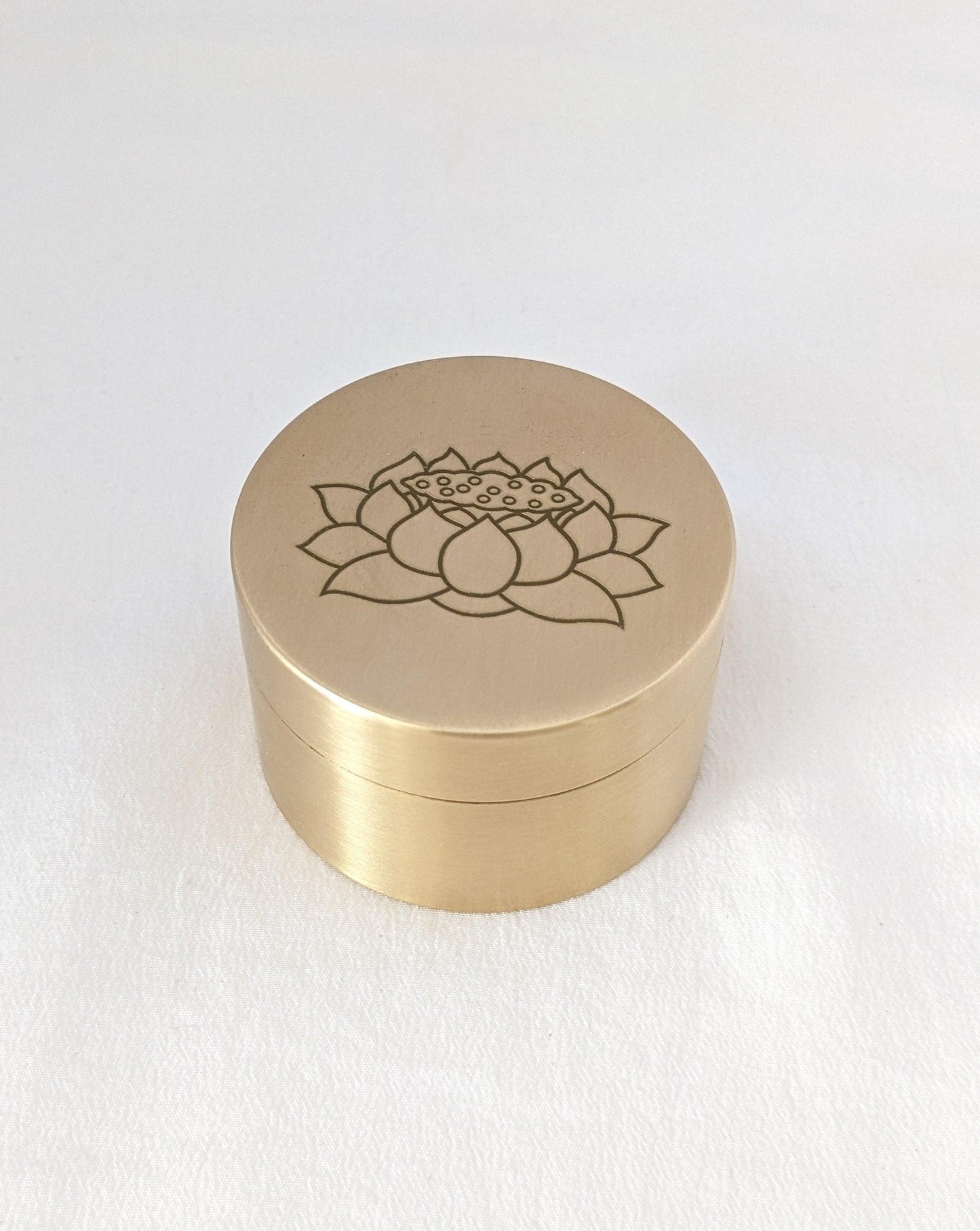 YUANWELLNESS: Brass Taiji Yinyang Boxes for Loose Moxa, Direct Moxa, Acupuncture, Moxabustion - YUAN WELLNESS