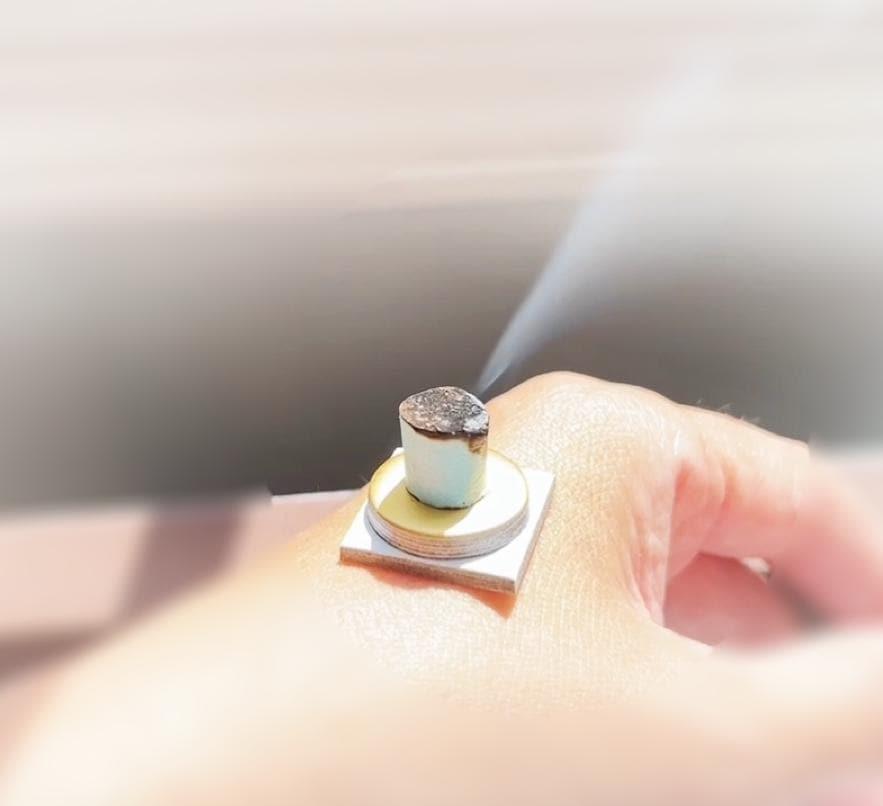 YUANWELLNESS: Big Grain Stick-on Moxa for Acupuncture & Moxibustion - YUAN WELLNESS