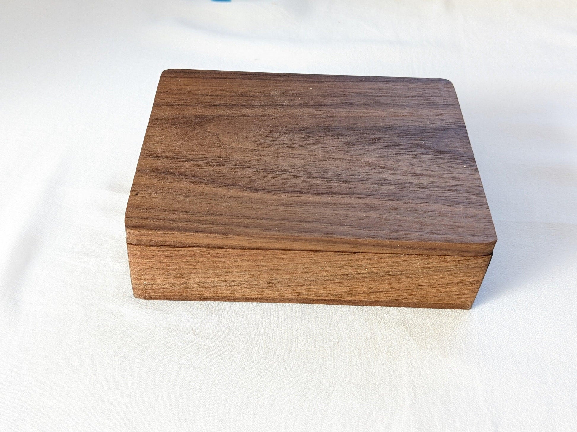 Personalized Natural Wood Box for Moxa, acupuncture, massage, aromatherapy - YUAN WELLNESS 