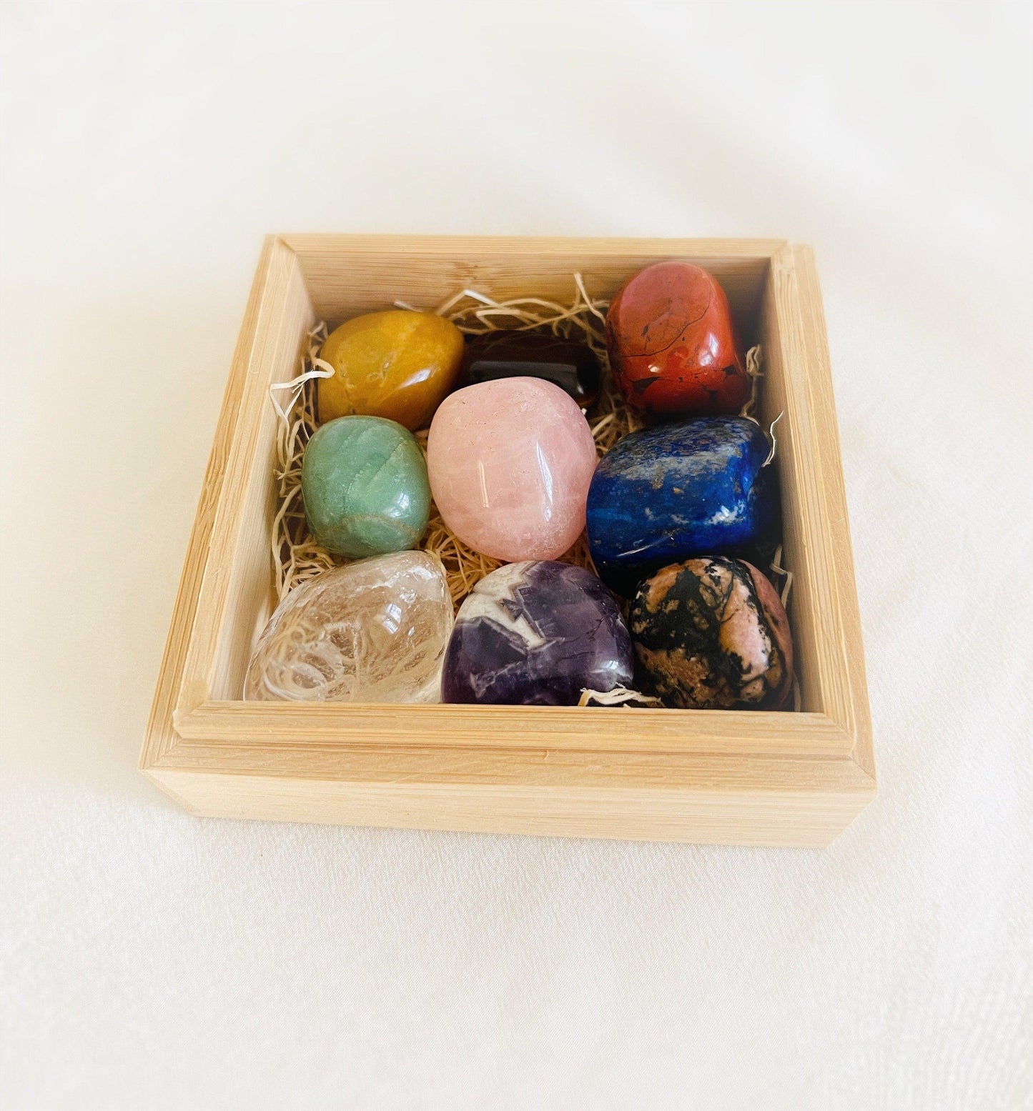 YUANWELLNESS: Seven Chakra Healing Stones Set, Meditation Stone - YUAN WELLNESS 