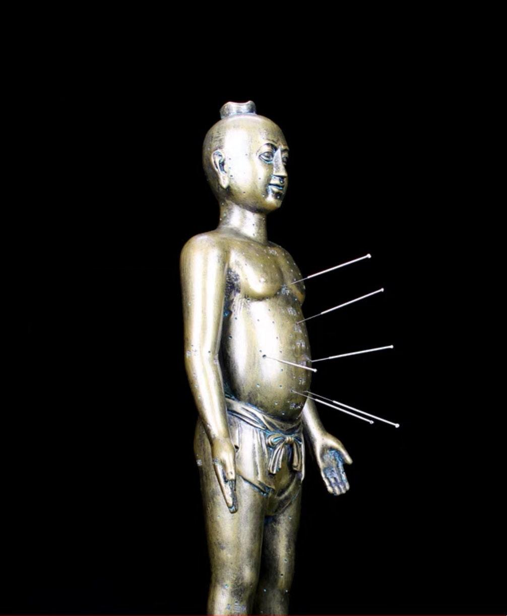 YUANWELLNESS: Ancient Acupuncture Human Figure Reproduced from Museum, Gift Acupuncture Model, Display, Collection - YUAN WELLNESS 