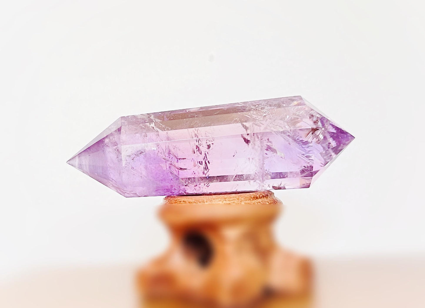 YUANWELLNESS: Natural 12-Faceted Amethyst Vogel Crystal Double-Terminated with Rainbow Inclusions – High-Frequency Crystal Piece - YUAN WELLNESS 