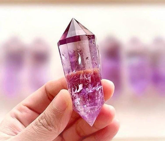 YUANWELLNESS: Natural 12-Faceted Amethyst Vogel Crystal Double-Terminated with Rainbow Inclusions – High-Frequency Crystal Piece - YUAN WELLNESS 