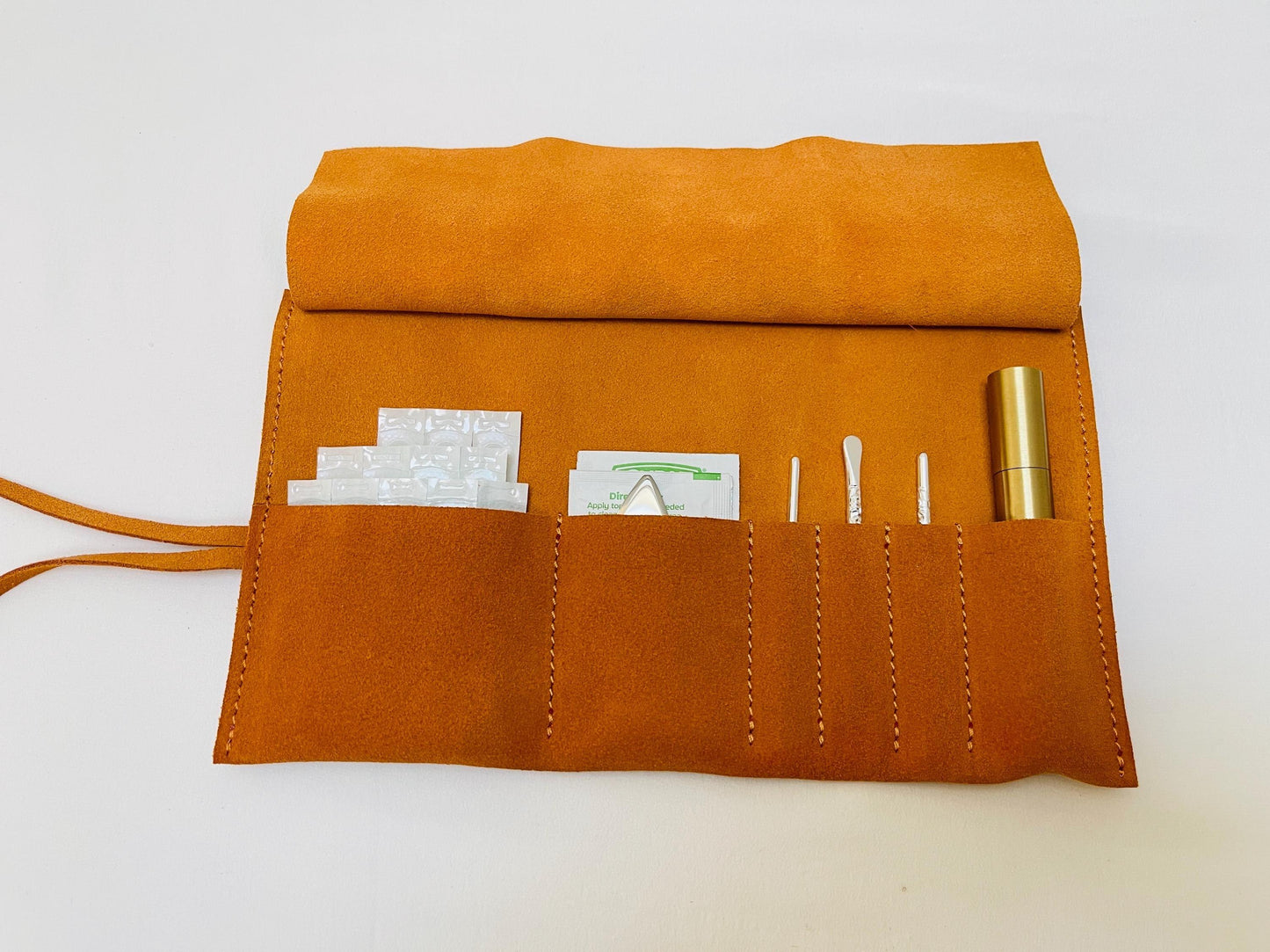 YUANWELLNESS: Handcrafted Leather Acupuncture Needle Carrying Case, Portable and Convenient - YUAN WELLNESS 